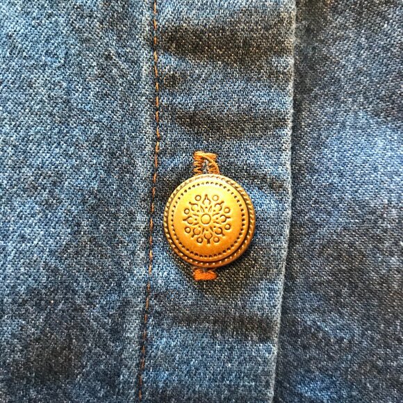 Elisabeth Denim Tunic: Vintage 80s Collarless Button-Down Shirt, Plus Size 30W - Picture 10 of 10